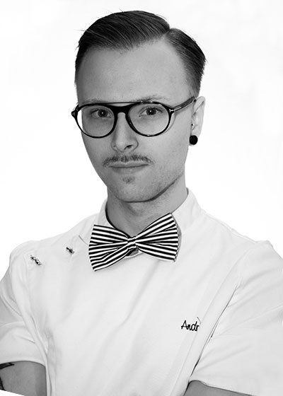 André